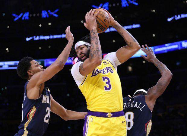 乐鱼体育APP-赛季至今唯一2+抢断2+盖帽 浓眉本赛季要冲击DPOY