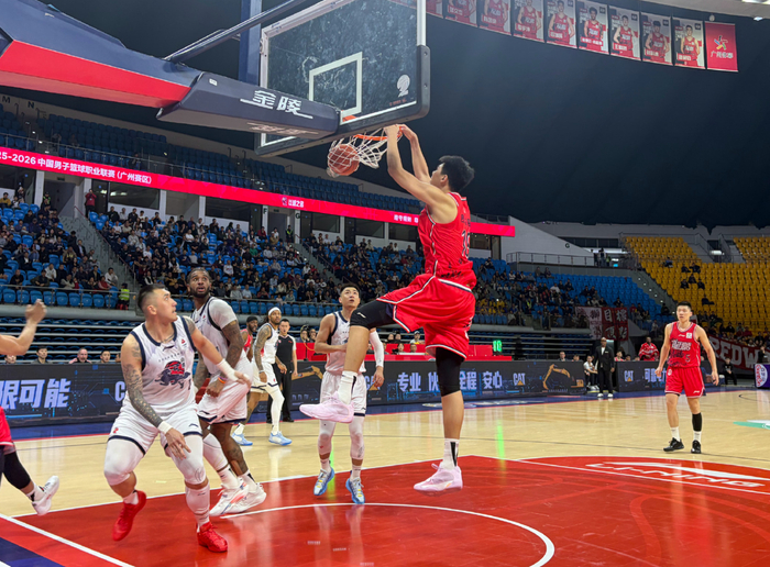 vip 注册-17+10+4帽！徐昕爆了！护框碾压，进攻完美终结，把山东打绝望了|山东队|周琦|比赛|琼斯|蜕变_新浪体育_新浪新闻